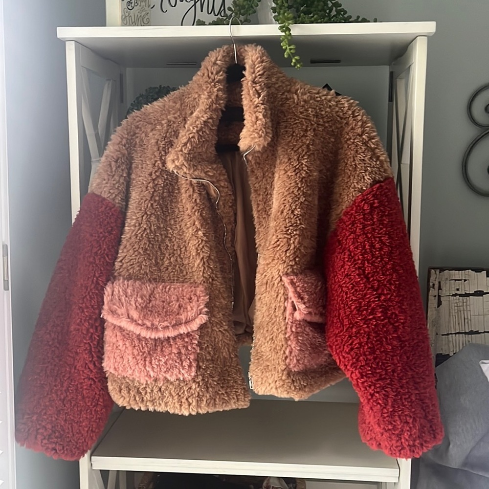 Brown cropped teddy jacket